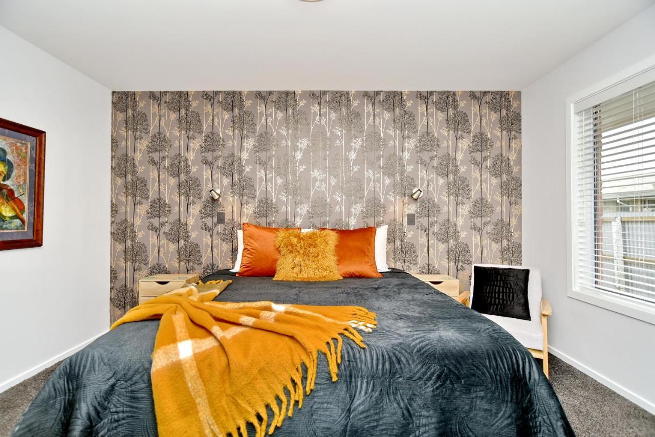 Brockworth Place - Christchurch Holiday Homes Ngoại thất bức ảnh